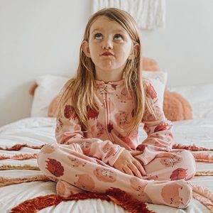 💗🧡🤎 Carter’ Feetie Girls PJ ✨LOT✨